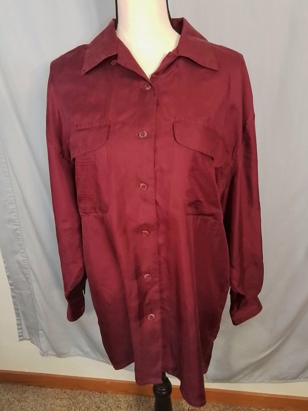 Via  Max burgundy blouse